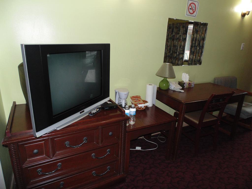 Capri Motel Port Colborne Cameră foto