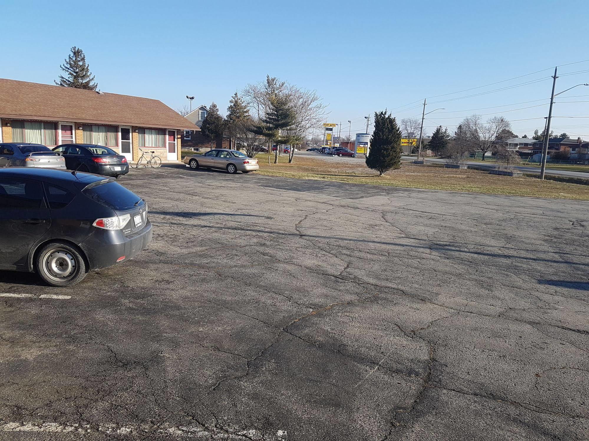 Capri Motel Port Colborne Exterior foto